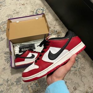 🚨Nike dunk Chicago sb🚨